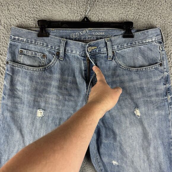 Old Navy Loose Straight Jeans Men’s 36x32 Light Wash Distressed - Picture 2 of 12